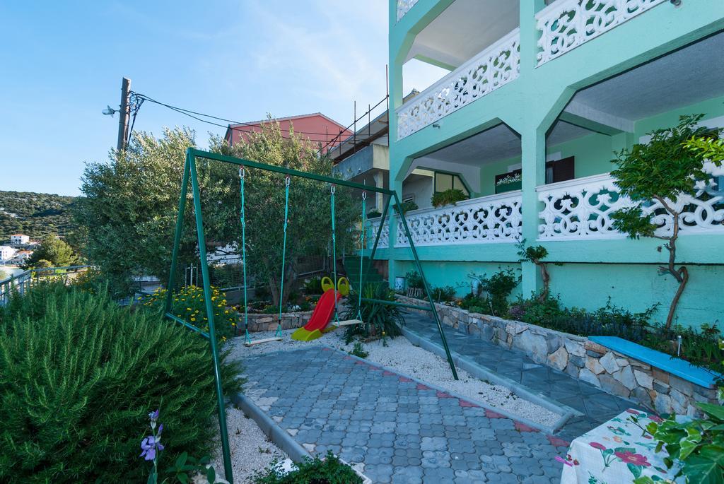 Apartment Stojan A1 Марина Экстерьер фото